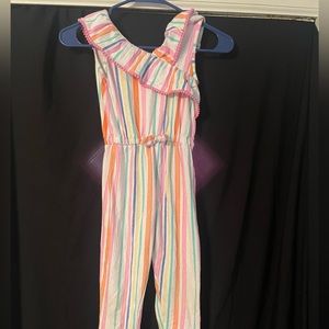 Girls jumper size 6.